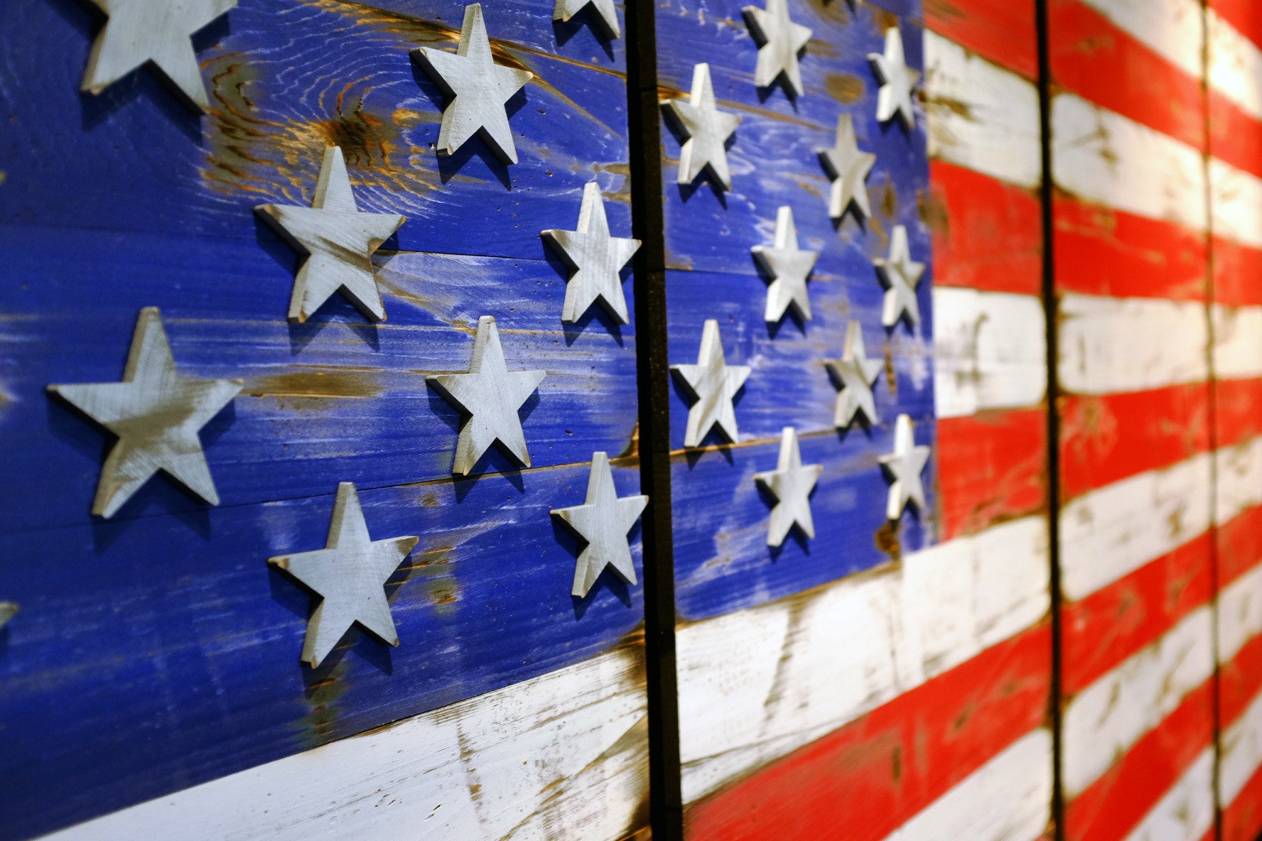 American Vintage 8-Foot Wood Flag